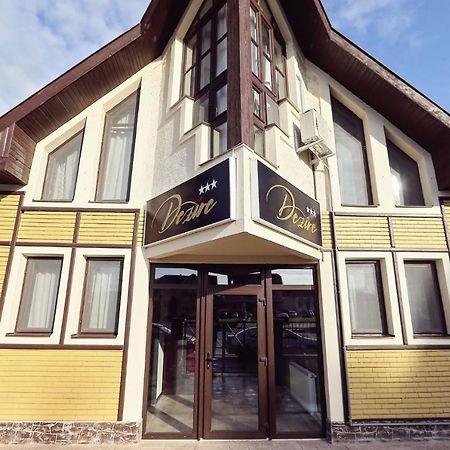 Dezire Guesthouse Baile 1 Mai Ngoại thất bức ảnh