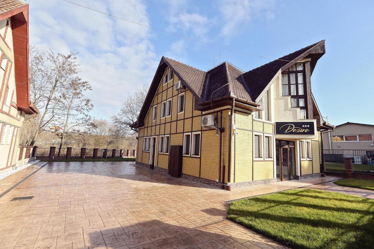 Dezire Guesthouse Baile 1 Mai Ngoại thất bức ảnh