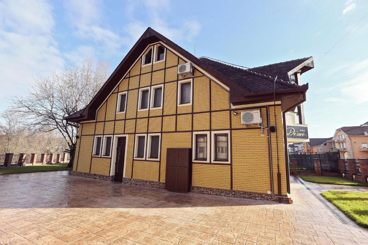 Dezire Guesthouse Baile 1 Mai Ngoại thất bức ảnh