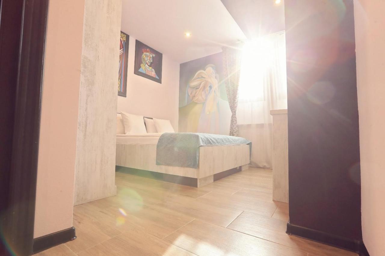 Dezire Guesthouse Baile 1 Mai Ngoại thất bức ảnh
