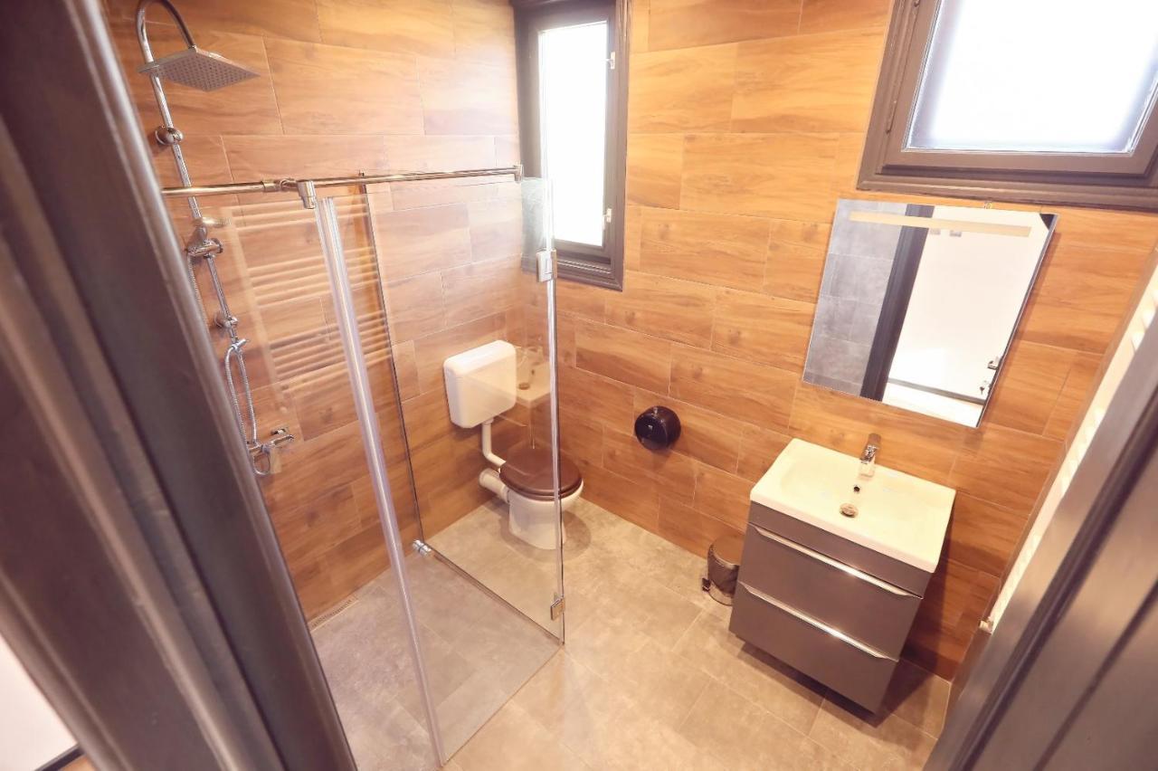 Dezire Guesthouse Baile 1 Mai Ngoại thất bức ảnh