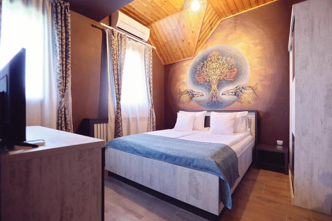 Dezire Guesthouse Baile 1 Mai Ngoại thất bức ảnh