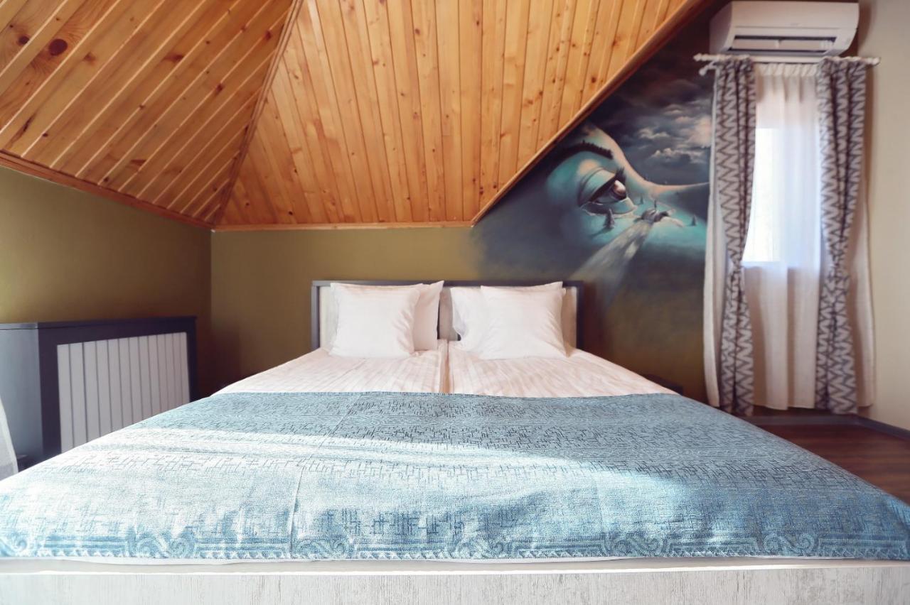 Dezire Guesthouse Baile 1 Mai Ngoại thất bức ảnh