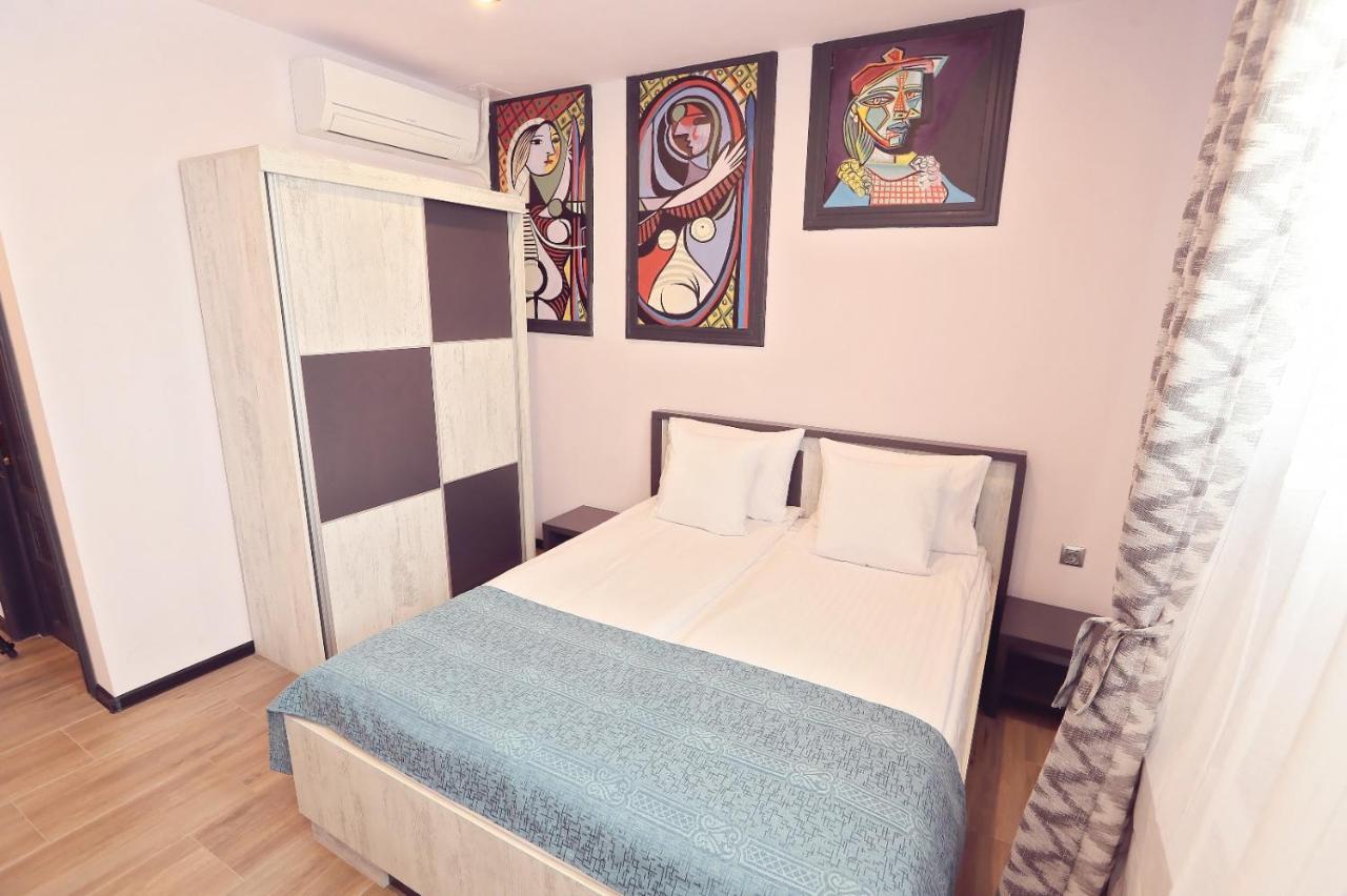 Dezire Guesthouse Baile 1 Mai Ngoại thất bức ảnh